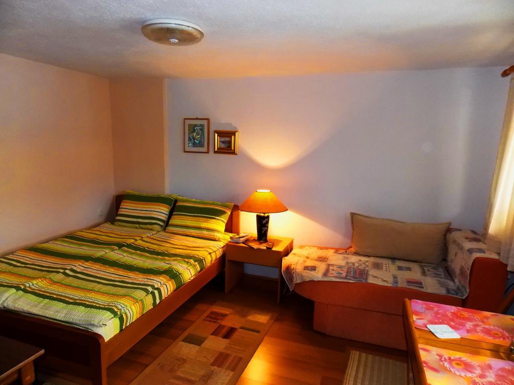 Zura Apartments Ohrid Szoba fotó