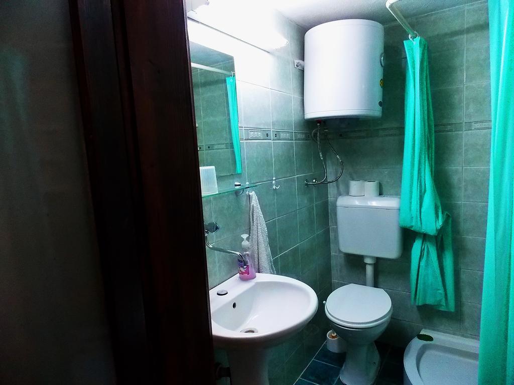 Zura Apartments Ohrid Szoba fotó