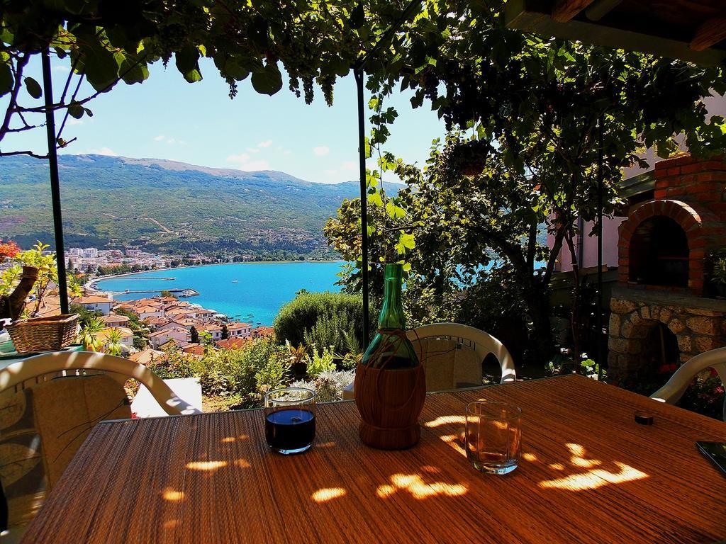 Zura Apartments Ohrid Szoba fotó