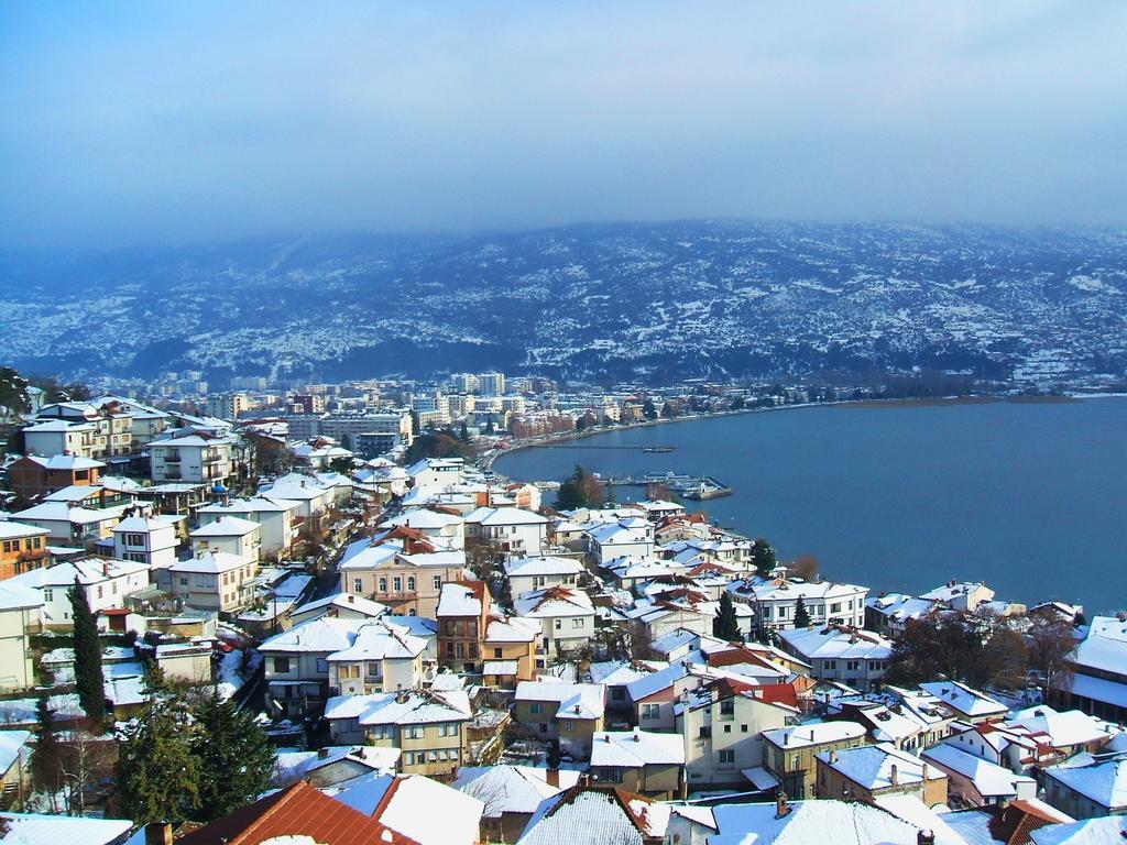 Zura Apartments Ohrid Szoba fotó